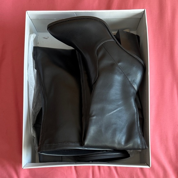 Dolce Vita NWB Elegant Black Over-the-Knee Boots, Size 9 - Picture 10 of 12